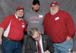 Illustration for article titled Many Special People Excitedly Posed For Pictures With Jim Tressel Last Week